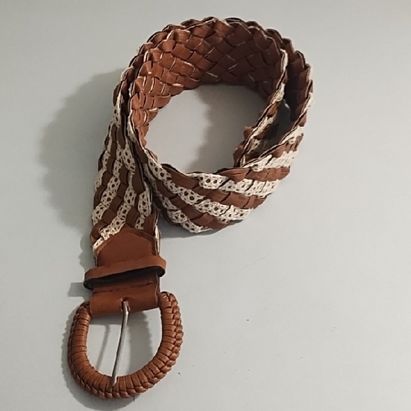 Elegant Woven Carmel Brown and Cream Crochet Woven Wide Belt - Picture 11 of 11
